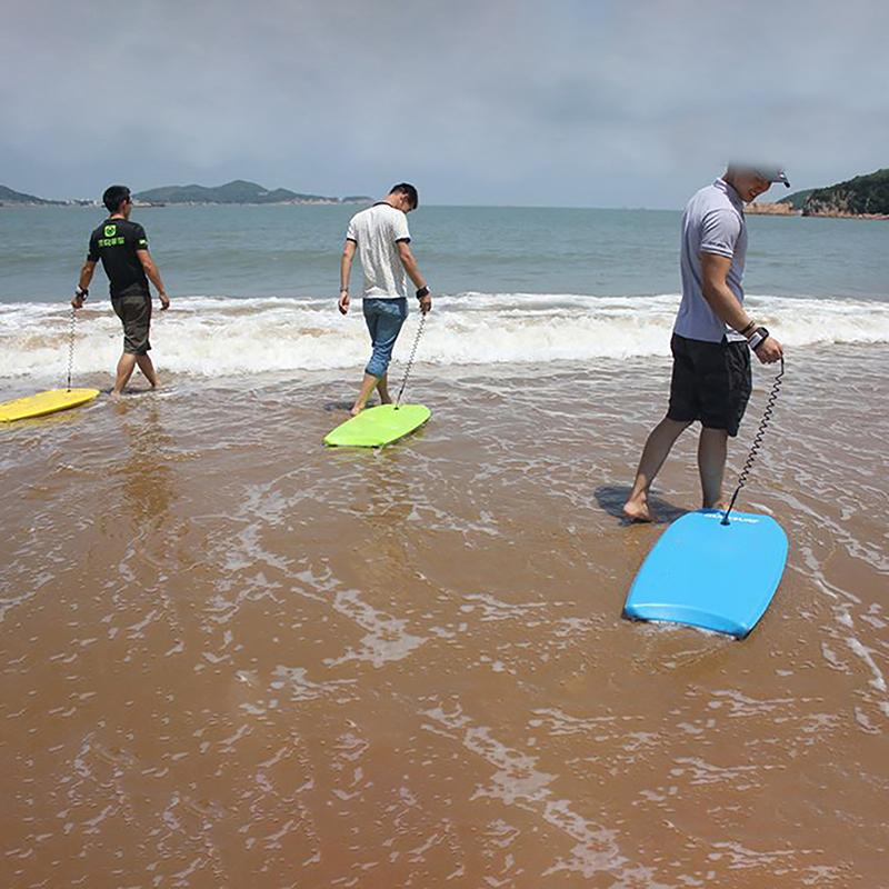 Deska surfingowa, ponton, kaja – Surfboard Leash recenzja i cena